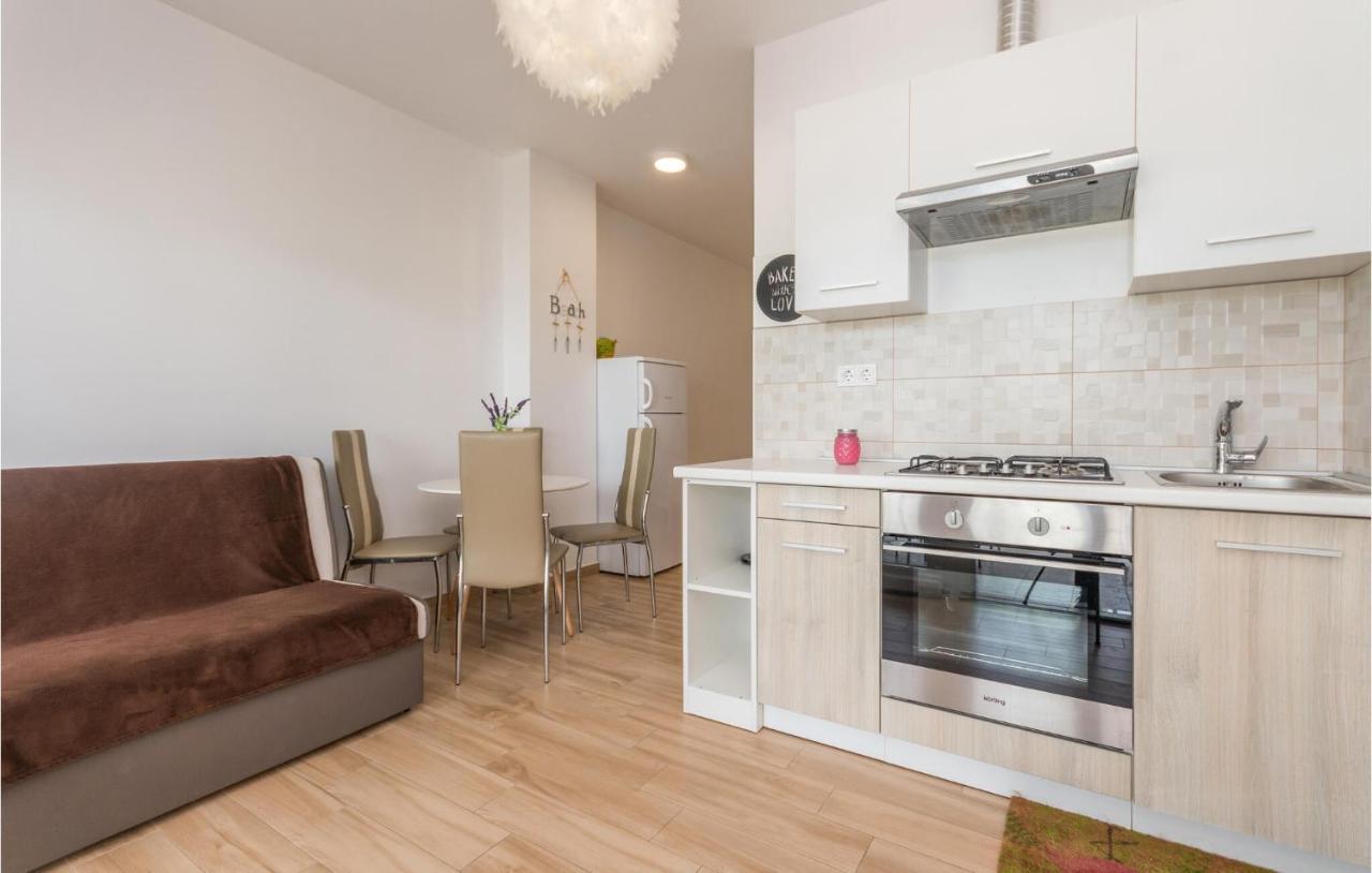 Apartments In Turanj, 20M From The Beach Sukošan Exterior foto