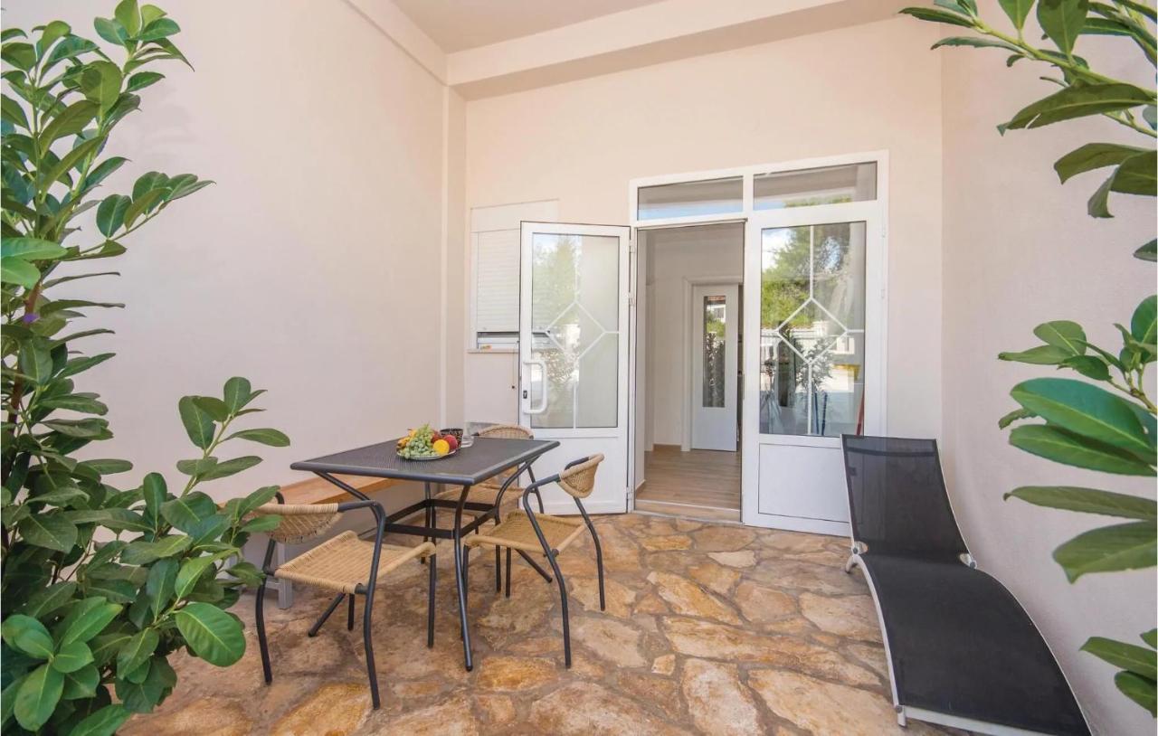 Apartments In Turanj, 20M From The Beach Sukošan Exterior foto